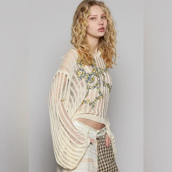 POL Cream and Yellow Knit Hoodie - Picture 5 of 7